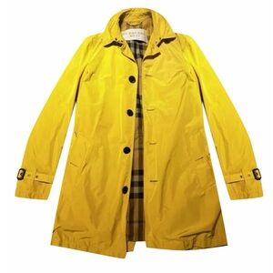 Men’s Burberry raincoat/trench coat